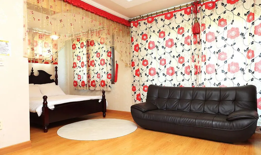 Olympic Pension 济州市 0*,